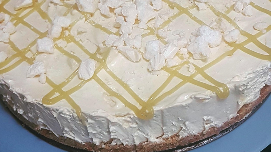 lemon-meringue-cheesecake